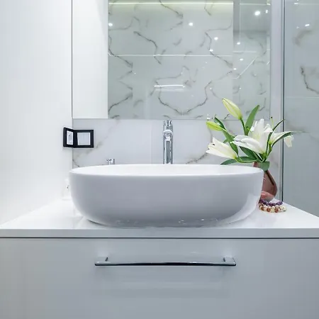 Marszalkowska Center Serviced *